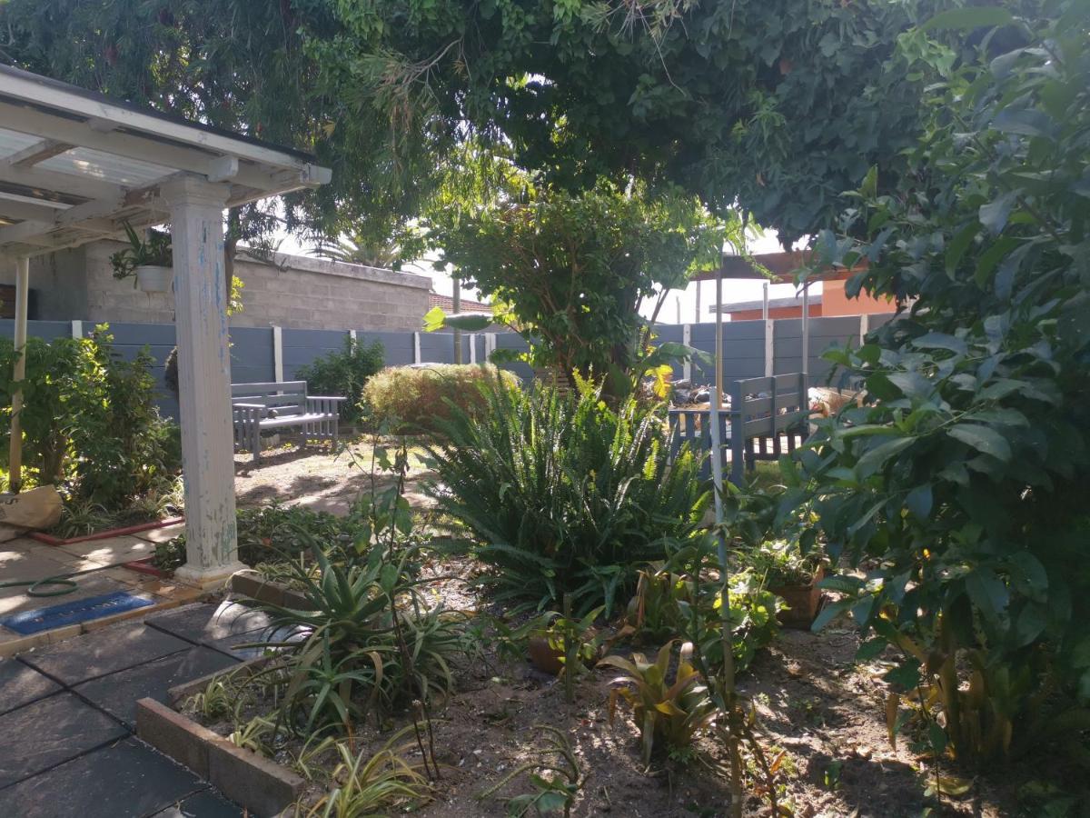 Holiday home Retreat To Edmonton Close