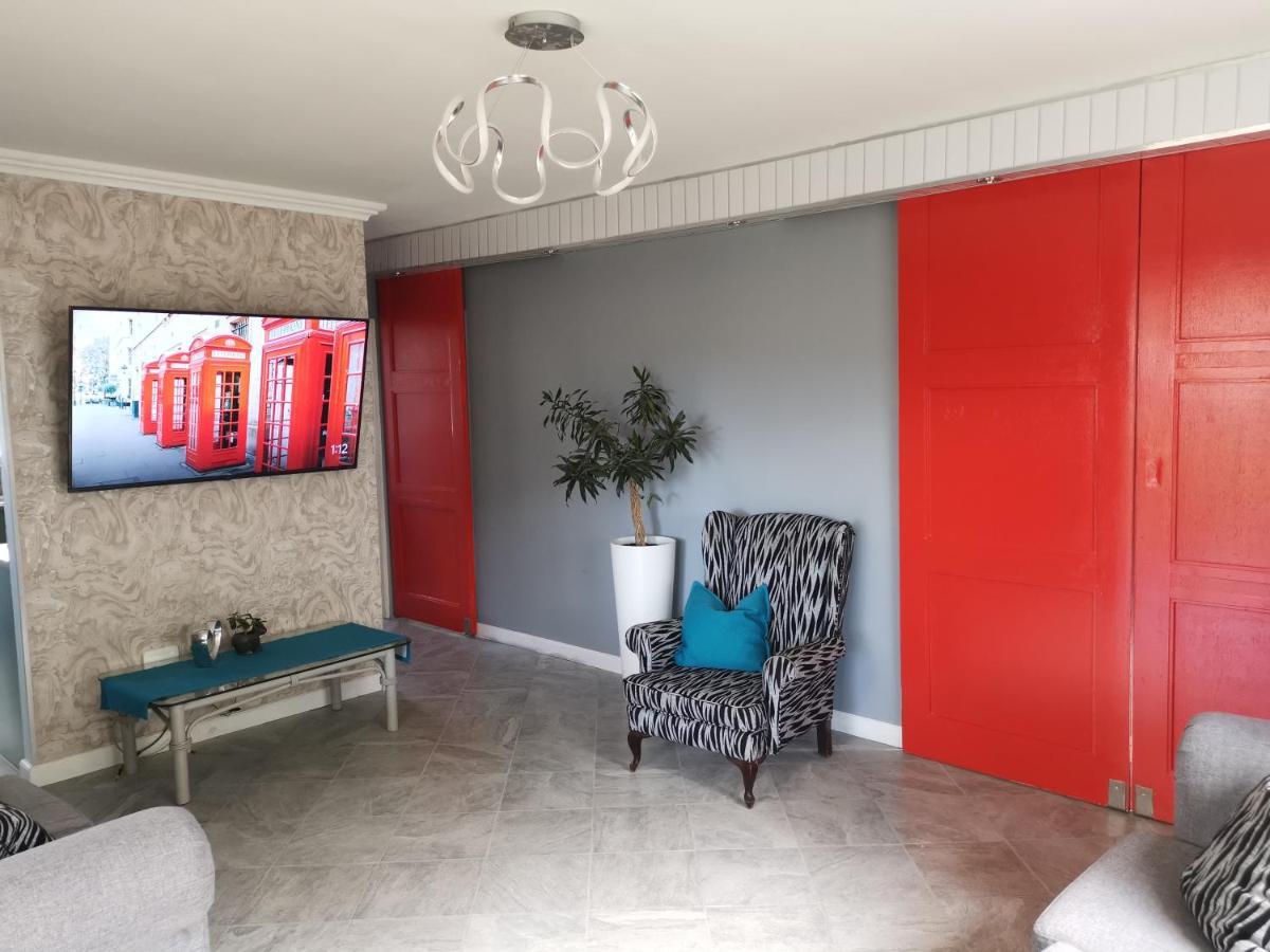 Retreat To Edmonton Close Holiday home *